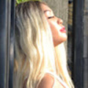 Meet your Posher, Steph